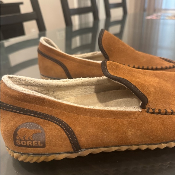 SOREL DUDE MOC™ MEN'S SLIPPER - Picture 2 of 6
